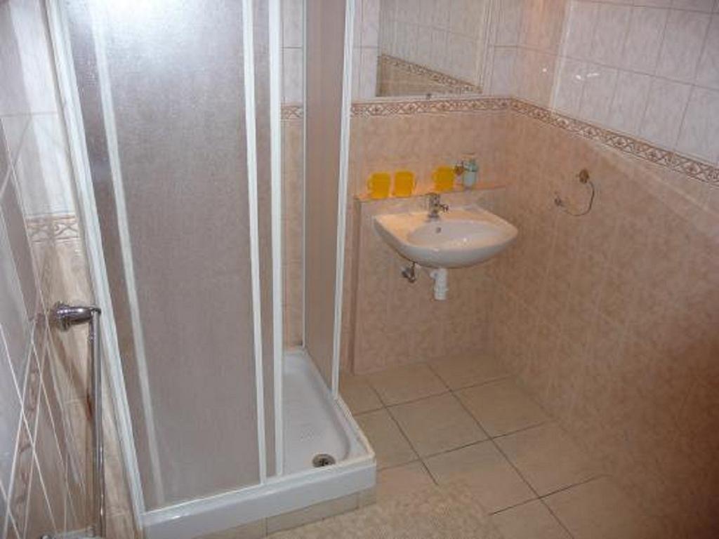 Batavya Penzion Topolcany Room photo
